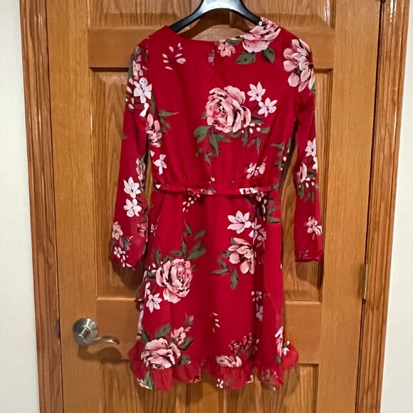 THE CHILDREN'S PLACE Girl's XXL 16 Long Sleeve Red Floral Tie Ruffle Dress NWT - Picture 2 of 7